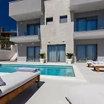 ヴィラ Terra House Luxury Living Between Mountain & Sea