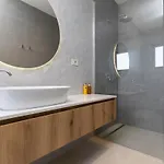 Terra House Luxury Living Between Mountain & Sea * Žrnovnica