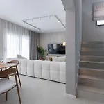 Terra House Luxury Living Between Mountain & Sea Žrnovnica