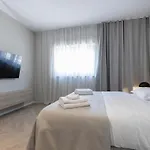 Terra House Luxury Living Between Mountain & Sea * Žrnovnica