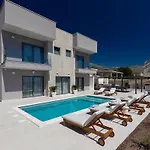 ヴィラ Terra House Luxury Living Between Mountain & Sea