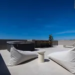 Terra House Luxury Living Between Mountain & Sea ヴィラ