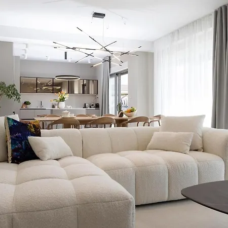 Terra House Luxury Living Between Mountain & Sea Villa *
