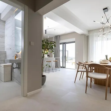 Villa Terra House Luxury Living Between Mountain & Sea *