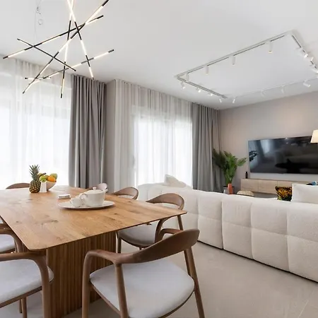 Terra House Luxury Living Between Mountain & Sea Žrnovnica