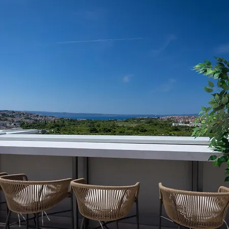 Villa Terra House Luxury Living Between Mountain & Sea